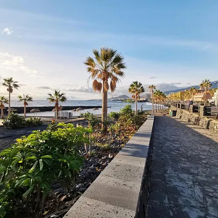 Holiday home Home2book Acogedora Casa Cueva Playa De La Viuda *